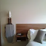 Gardenfield House Bed & Breakfast H91Vh02