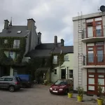 Crescent Close Guest House