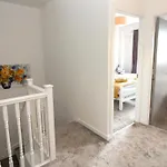 Designer Waterfront 3 Bedroom Exec Apartment
