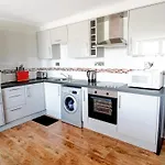 Executive Harbour Suites A