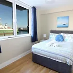 Executive Harbour Suites A