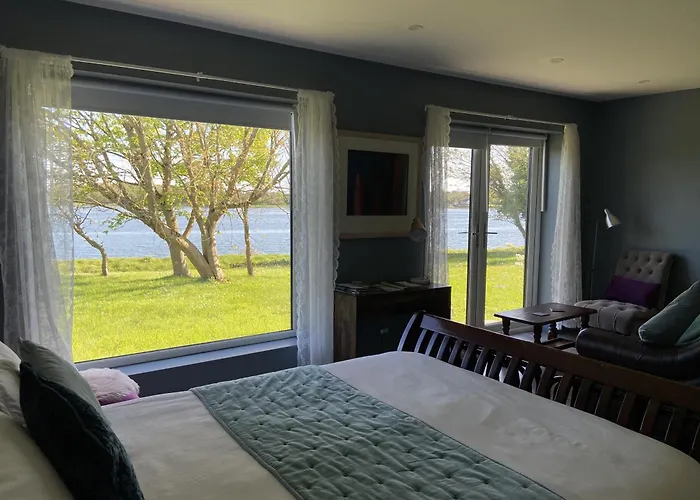 The Cosy Studio By The Shore