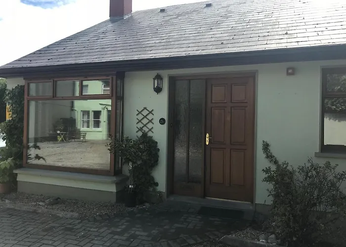 Crescent Close Guest House