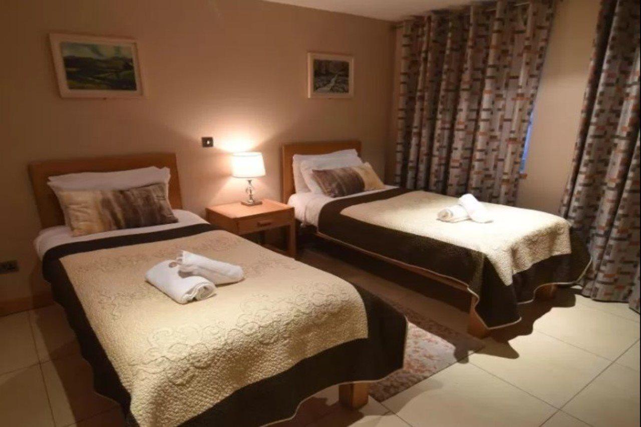 The Eyre Square Townhouse 3* Galway