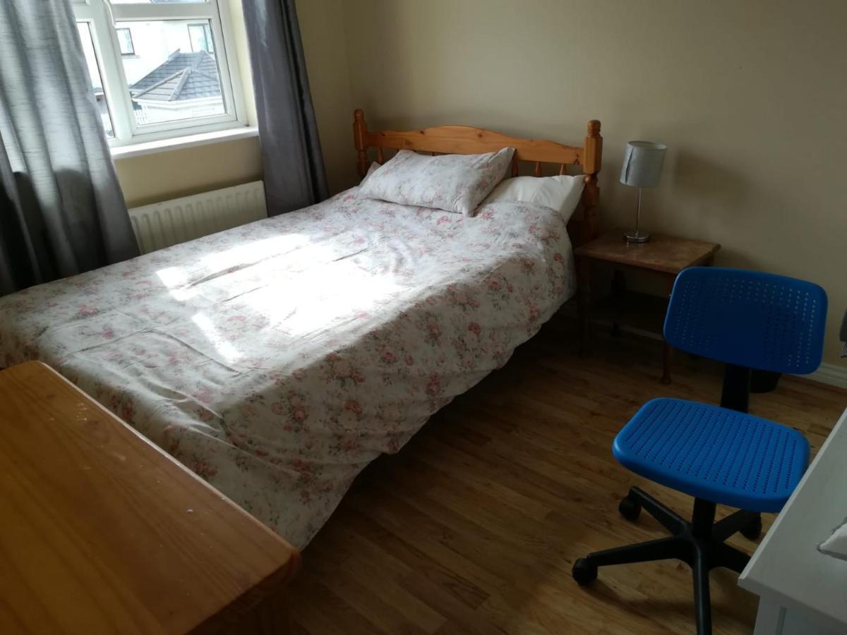Spacious House In Castlegar Holiday home Galway