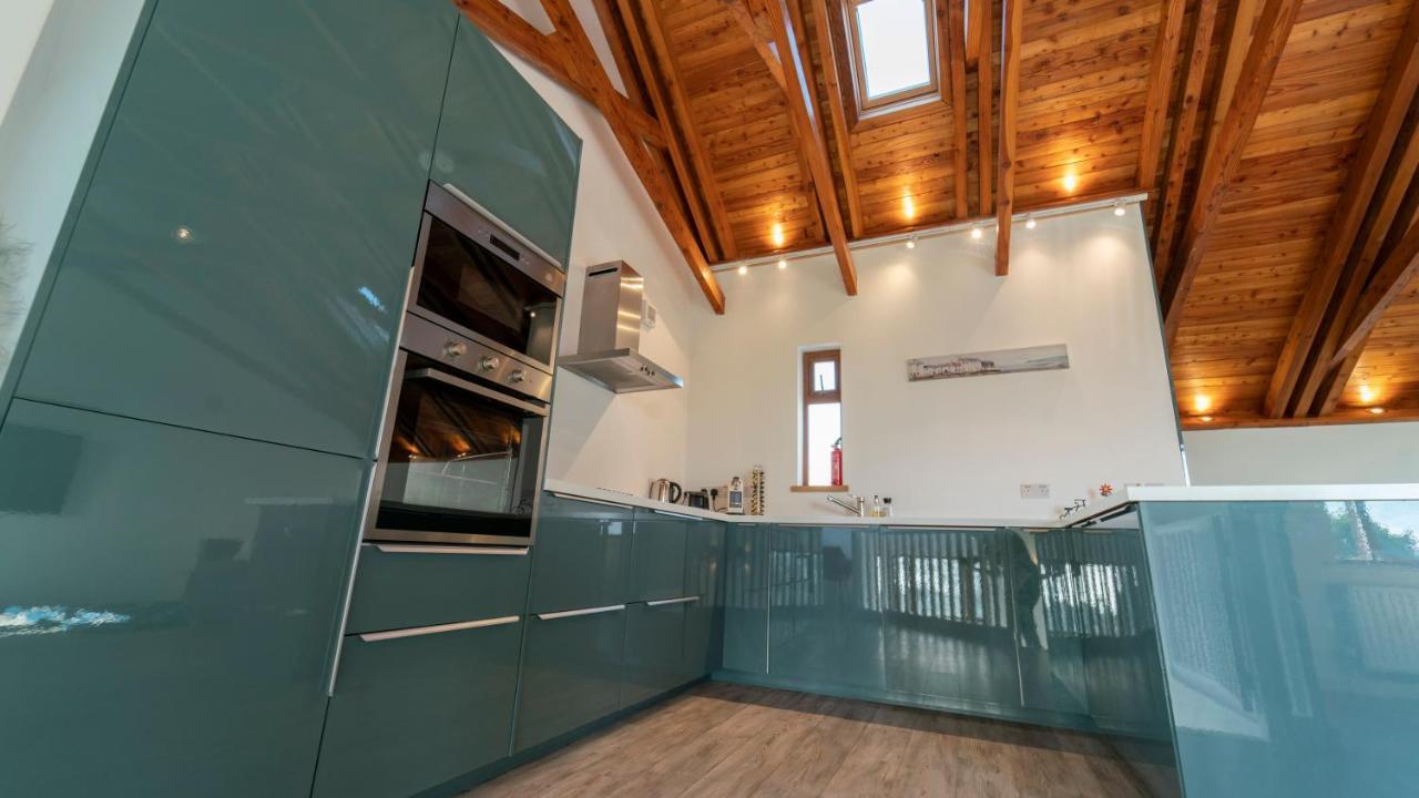 Stylish, Spacious Sea View House Holiday home