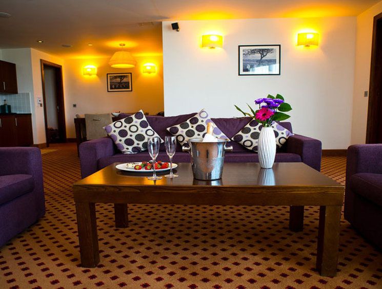 Hotel Maldron Sandy Road 4*