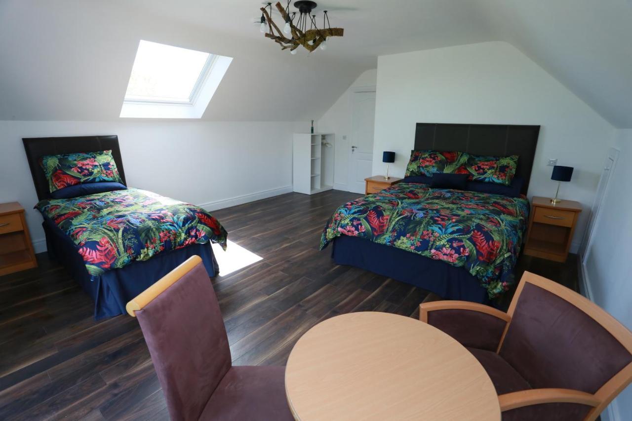 Villa Luxury 6 Bedroom Spiddal Villa, Jacuzzi, Balcony Galway