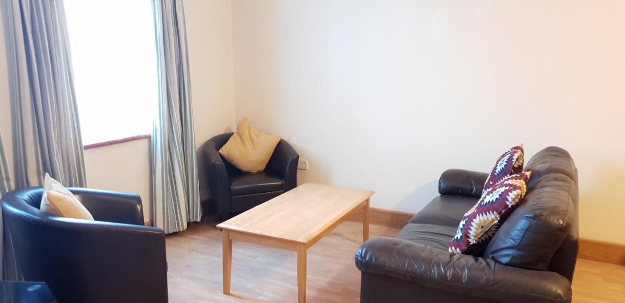 Churchlane Apartments,