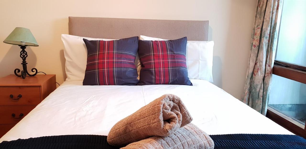 Churchlane Apartments,