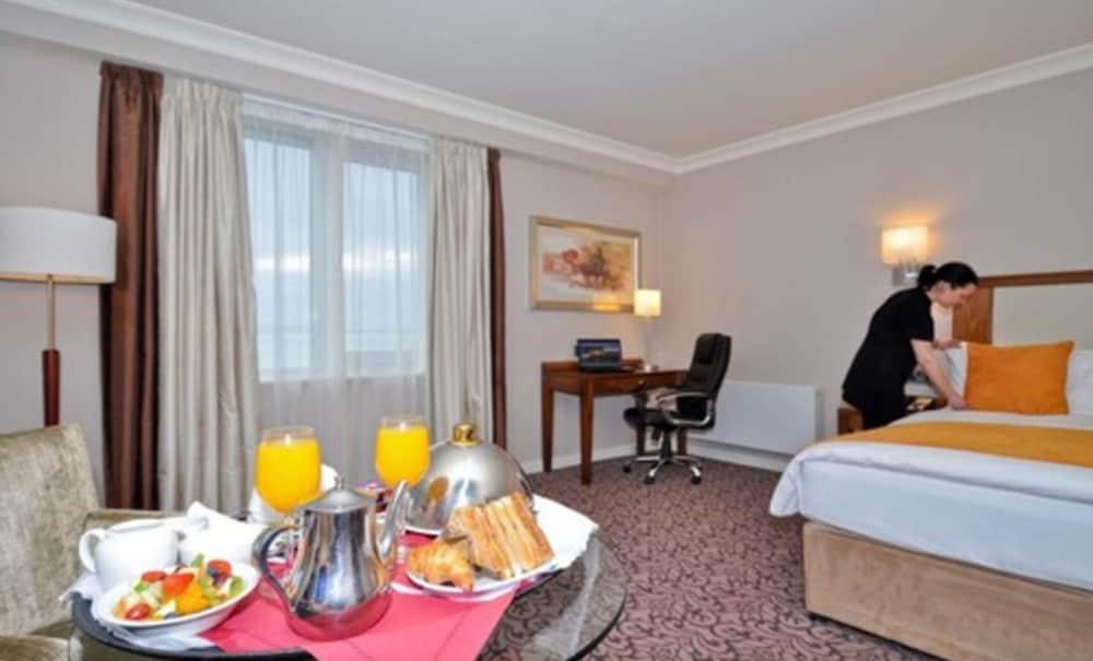 Salthill 4* Galway