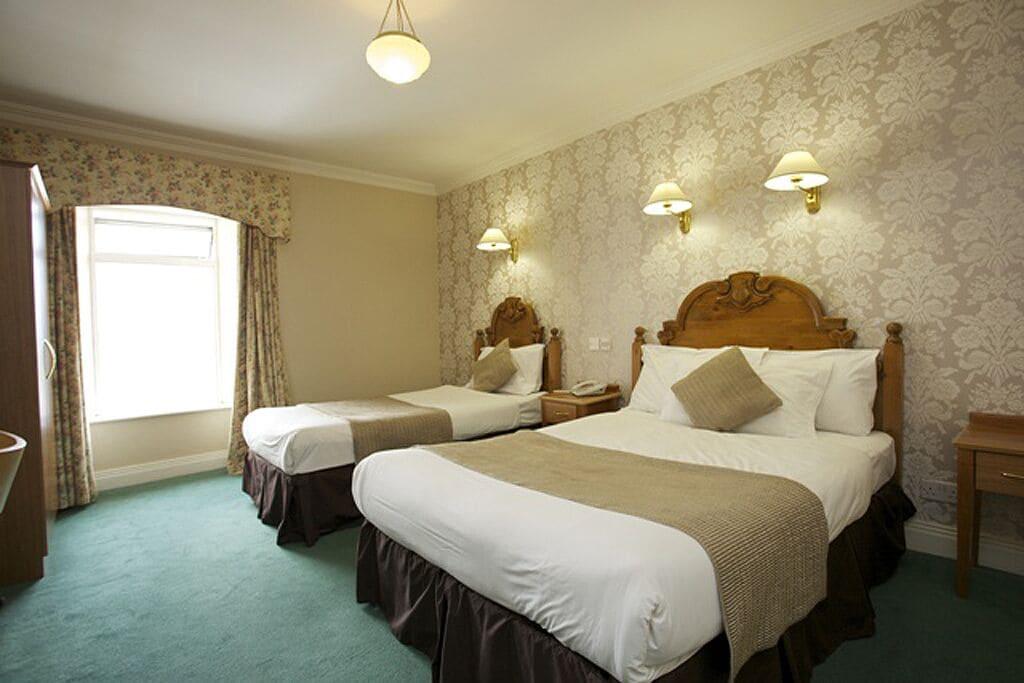 The Western 4*