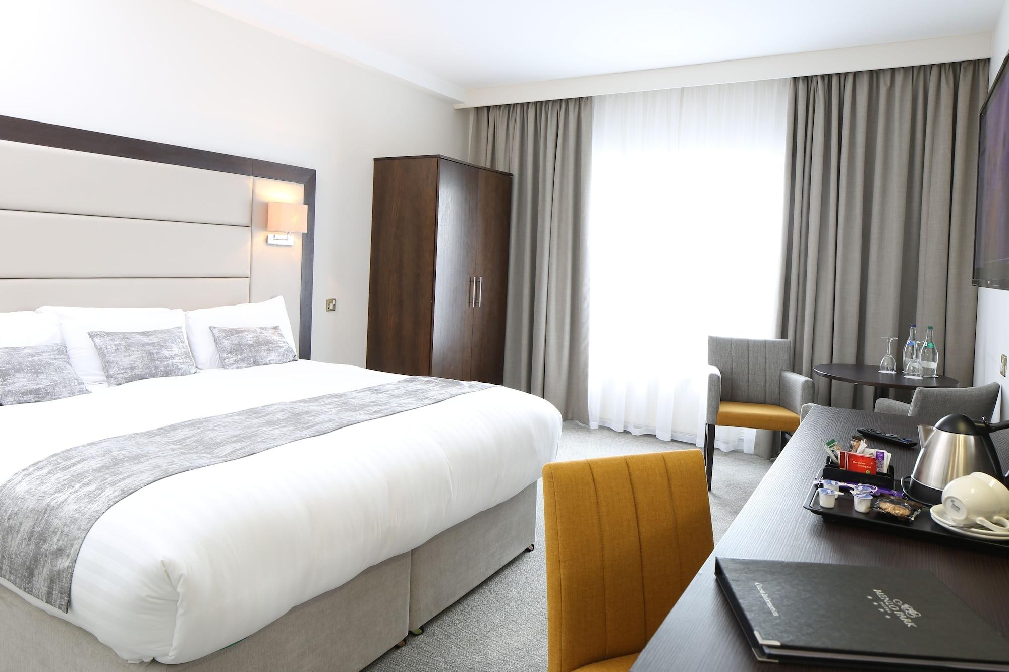 Hotel Menlo Park 4*