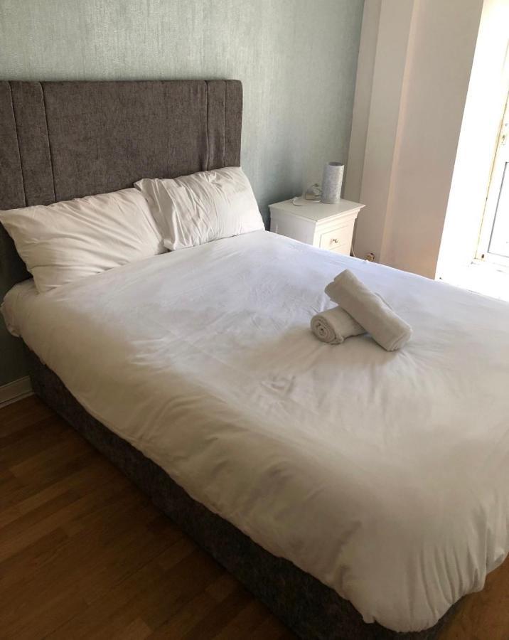 Cheap Budget Apartment *
