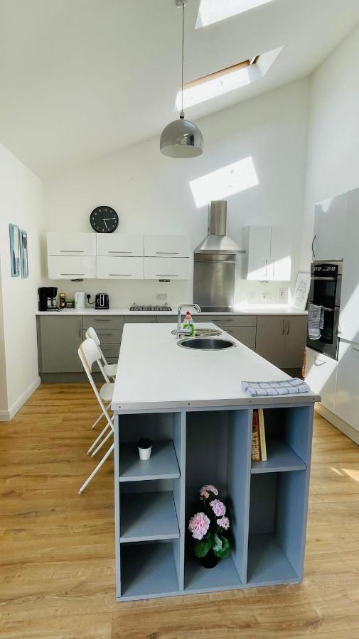 Modern Centre House