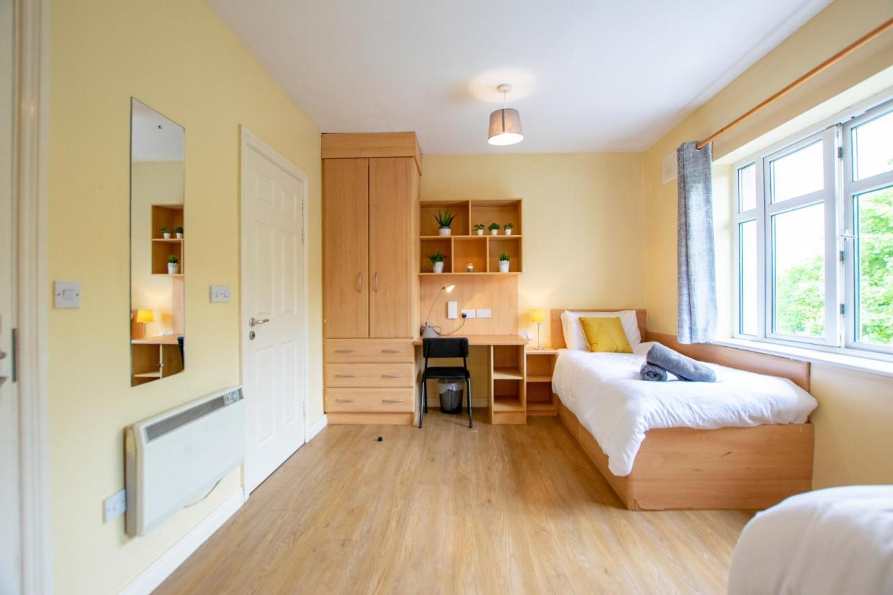 125 - The Duplex At Gort Na Coiribe, By Shortstays Galway