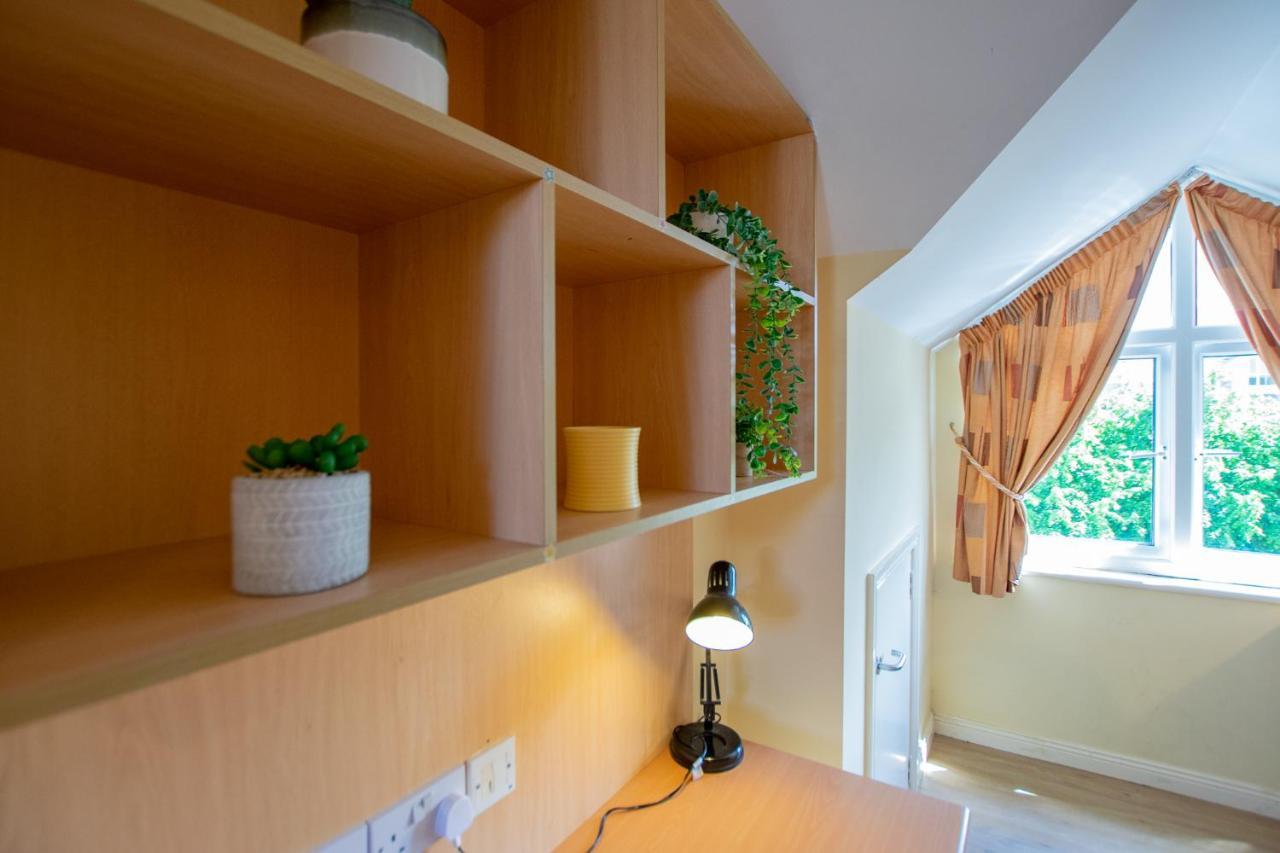 137 - The Townhouse At Gort Na Coiribe By Shortstays Galway