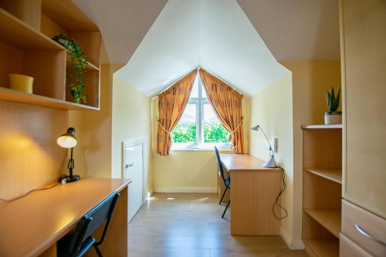 Holiday home 137 - The Townhouse At Gort Na Coiribe By Shortstays