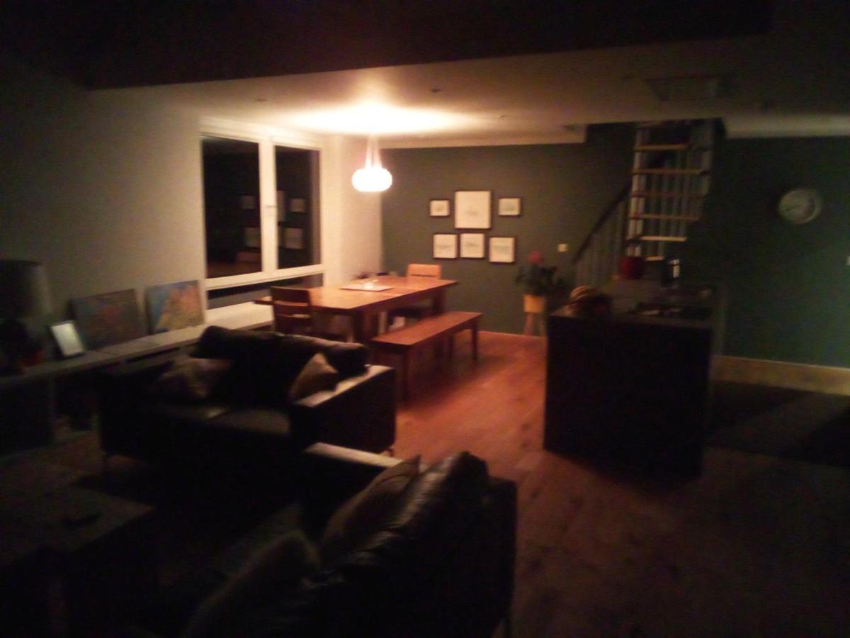 Apartment Spacious Contemporary Chalet Type Apartment.