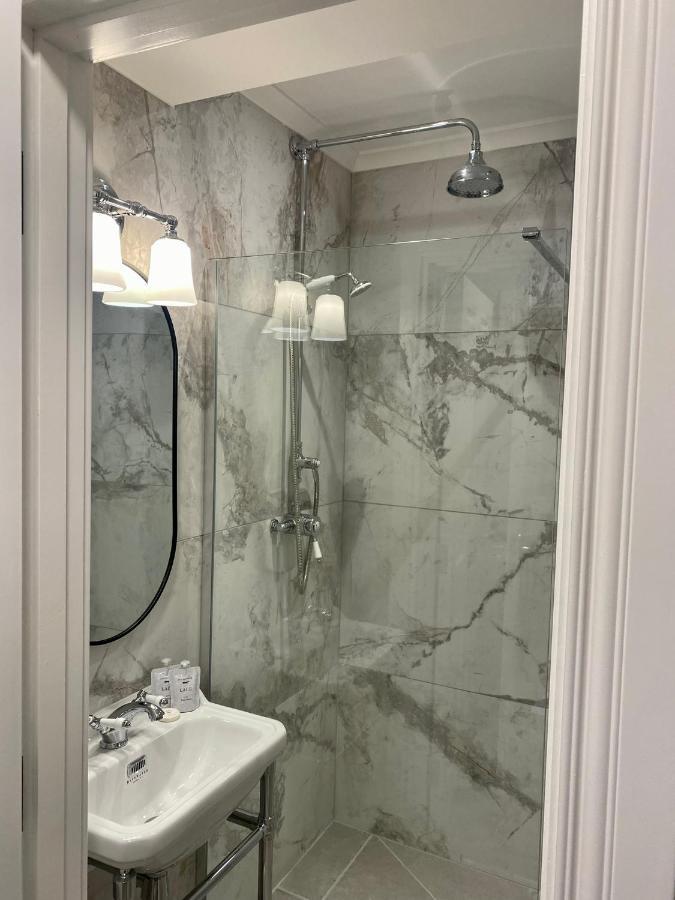 Number 31 Boutique Townhouse Guest house Galway