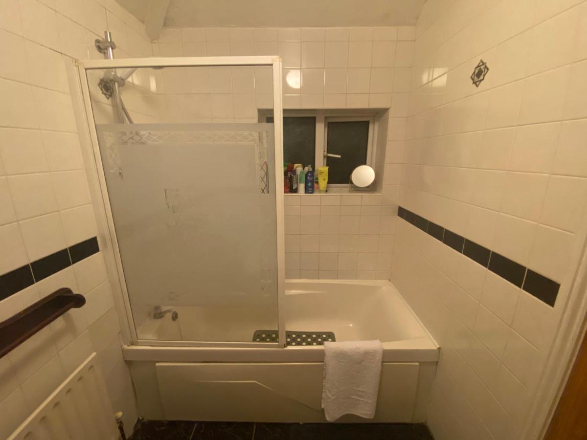 Cosy Centre Guest Shared Homestay Galway