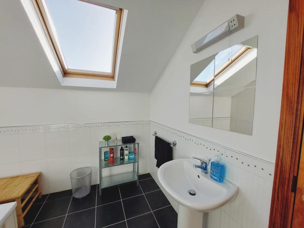 Guest house Private In House Close To *