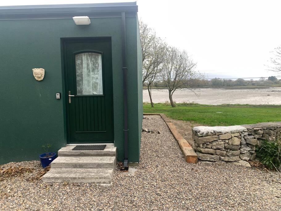The Cosy Studio By The Shore