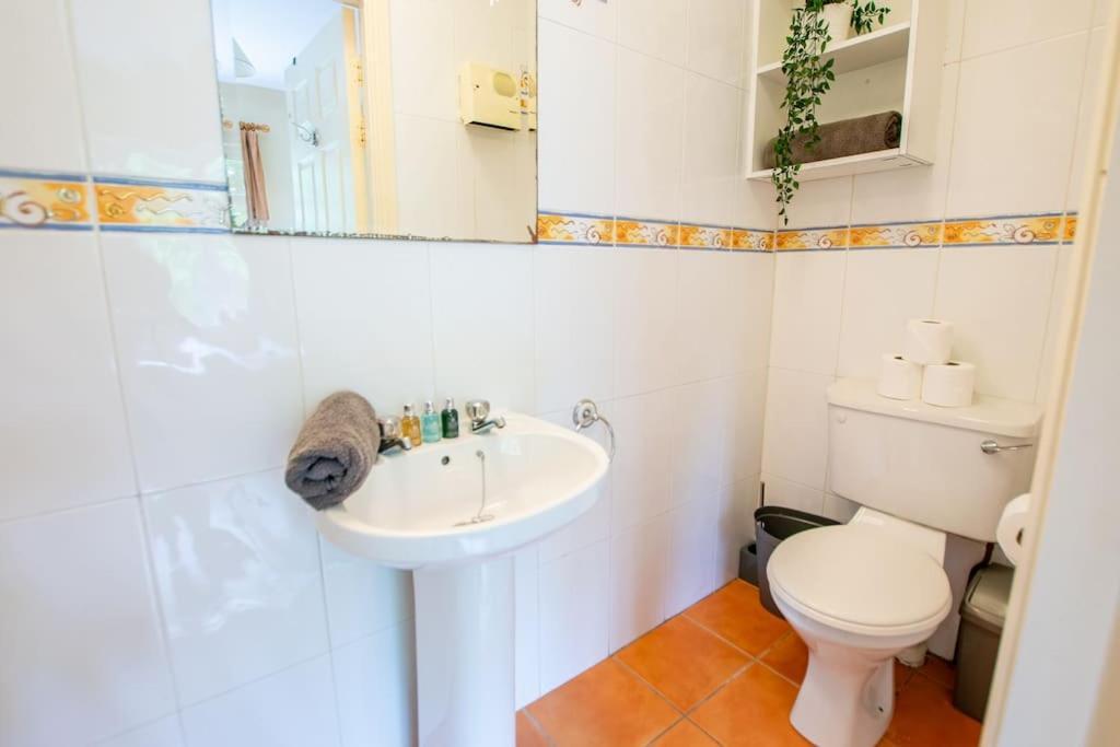 Holiday home 103 - The Townhouse At Gort Na Coiribe By Shortstays *