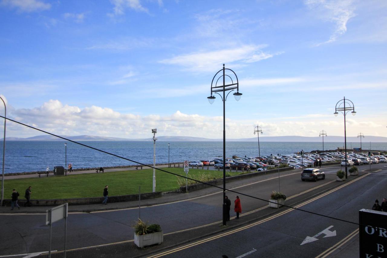 Apartment Seaside Views