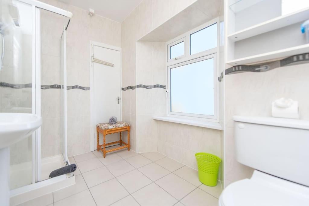 Clonbur House - One Bedroom Apartment Galway