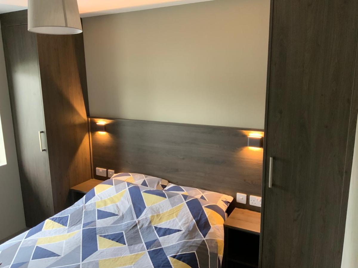 Apartment Small,smart,tidy 2 Bed *