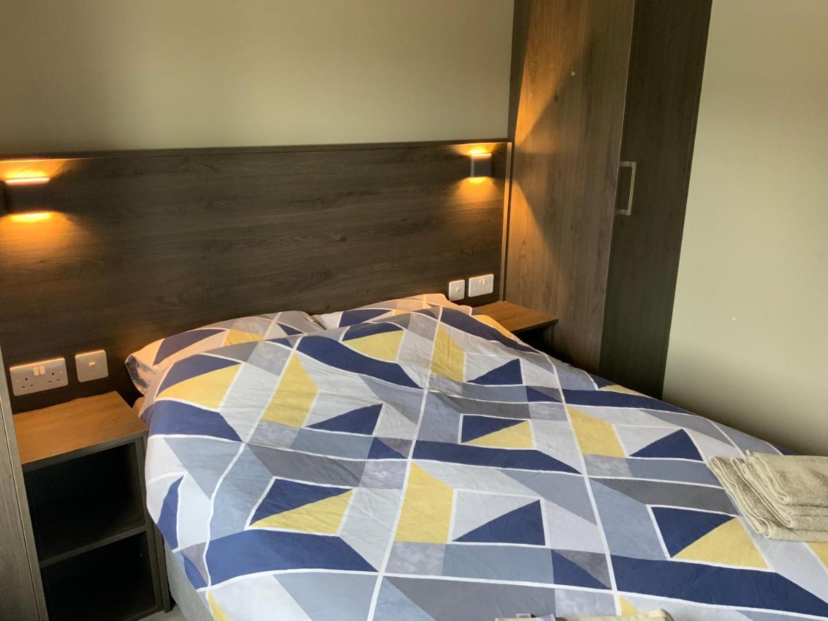 Small,smart,tidy 2 Bed Apartment *