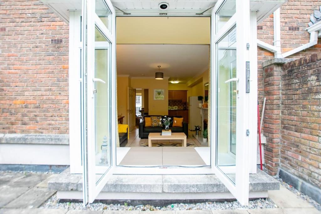 22 - Spacious Duplex By Shortstays *