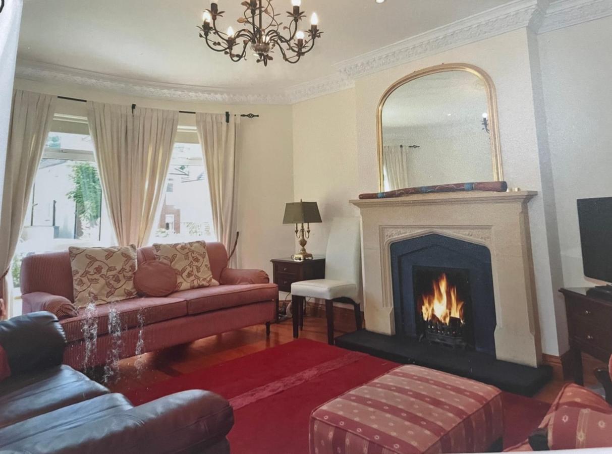 Bed & Breakfast Quiet Luxury Walk To The Sea