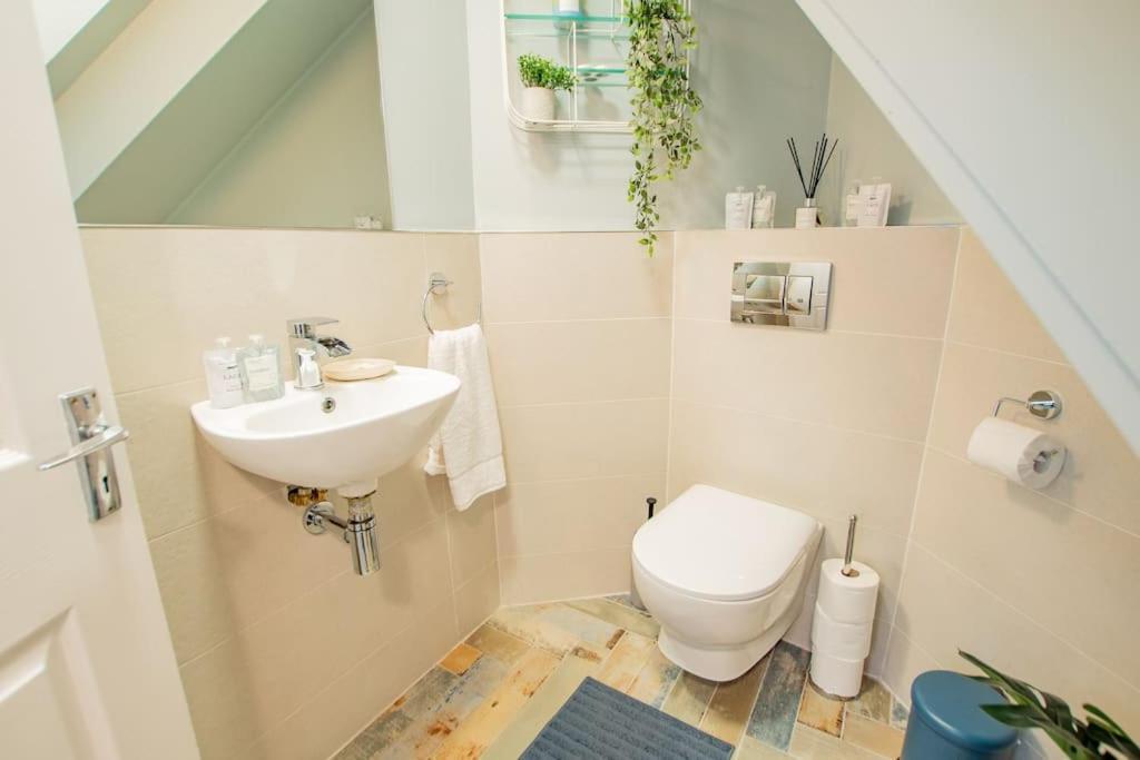Cosy Retreat In The Centre *