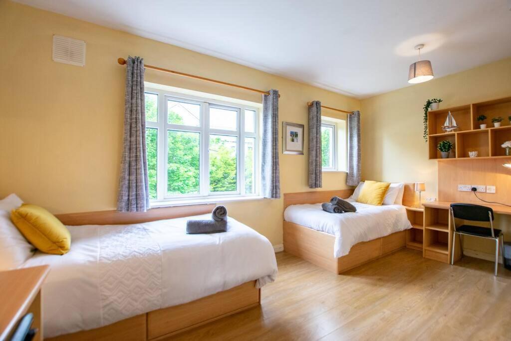 Holiday home 31 - Stunning Duplex By Shortstays *