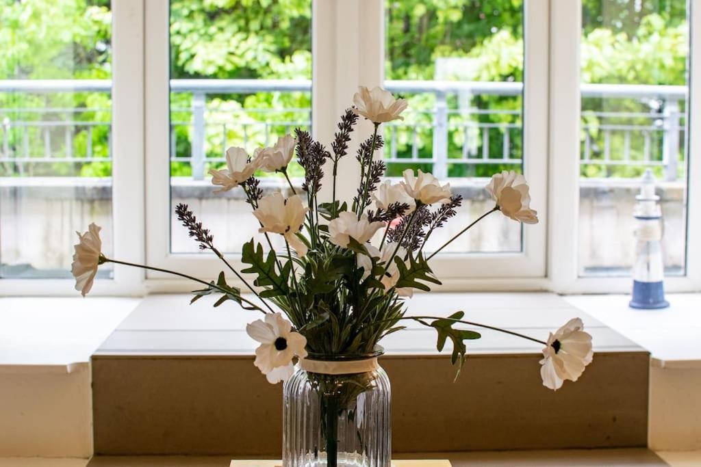 31 - Stunning Duplex By Shortstays Holiday home Galway