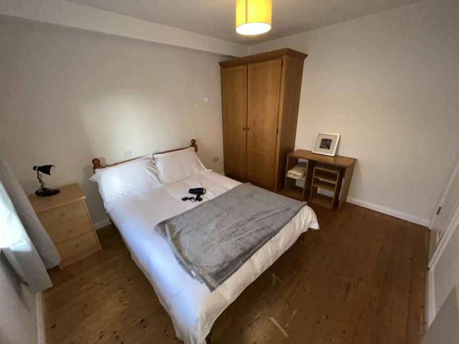 The 3 Bed Apartment *