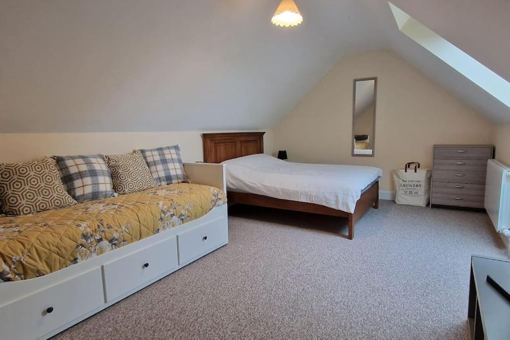 Beautiful Near Lough Corrib Holiday home *