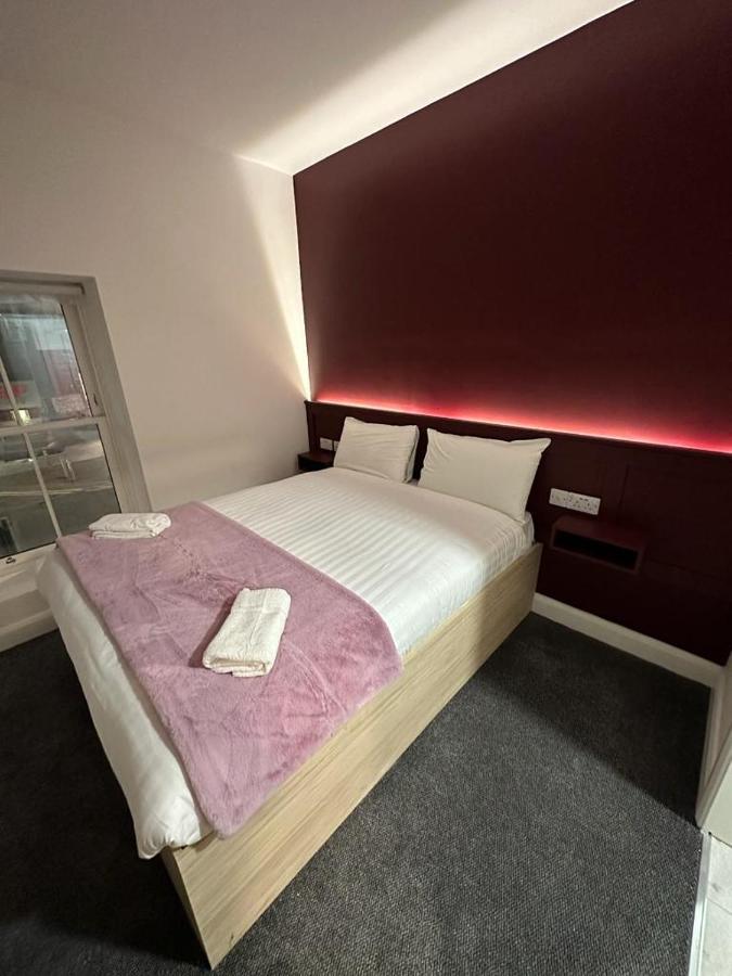 Mary Mullen's Eyre Square. Bed & Breakfast Galway