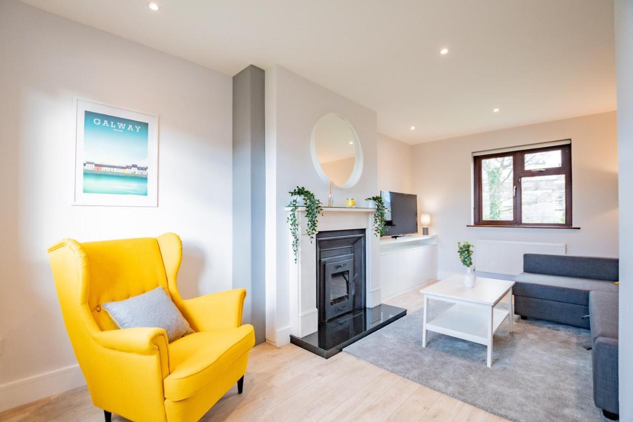 Holiday home Centre House With Parking Galway