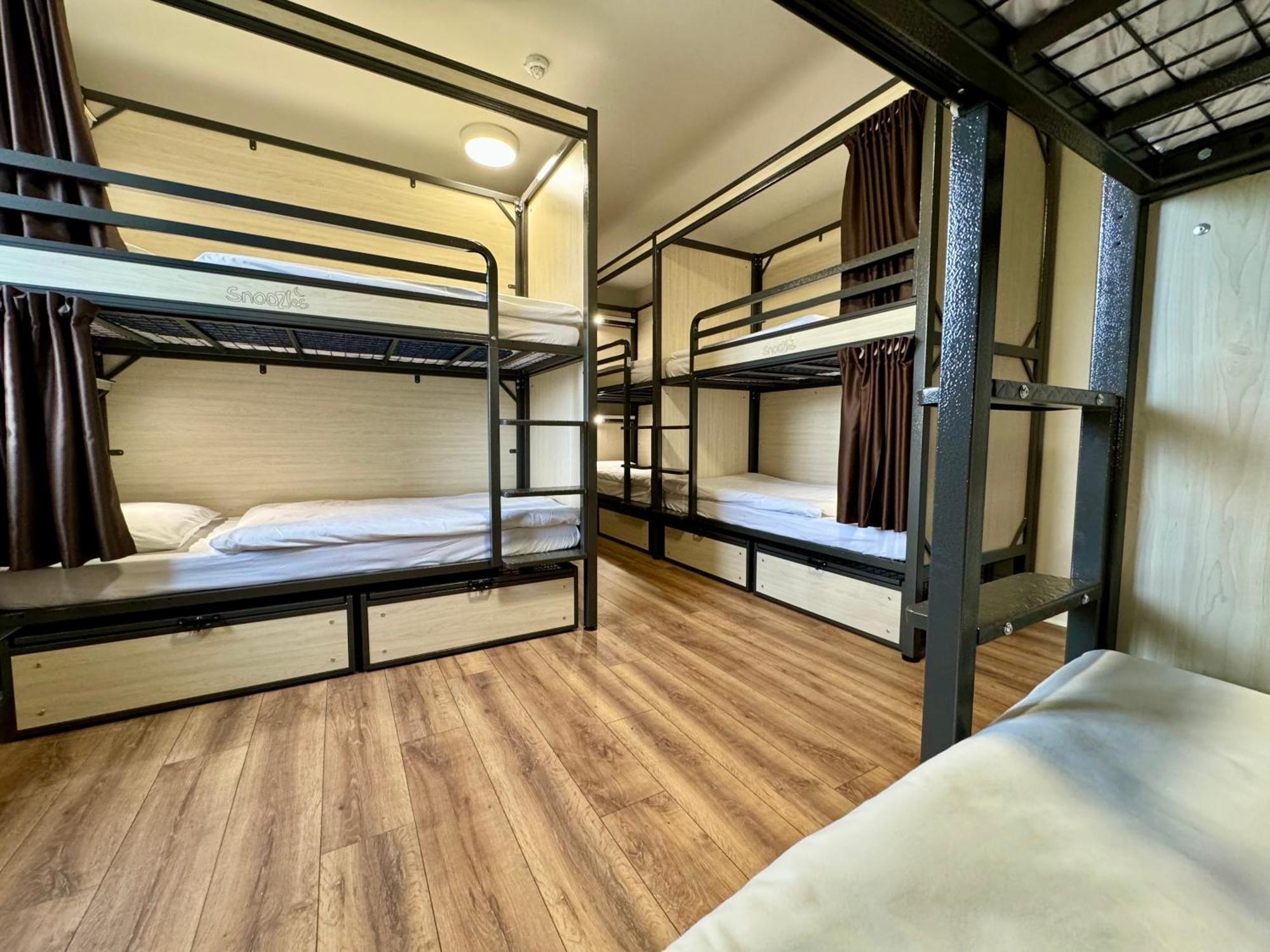 Snoozles Centre Hostel Galway