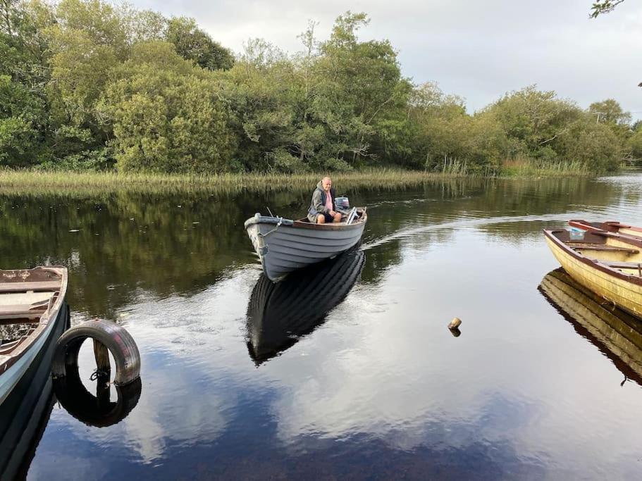 Golfing, Walking, Fishing Rest - Sleeps 8 *