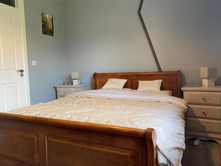 Golfing, Walking, Fishing Rest - Sleeps 8 Holiday home
