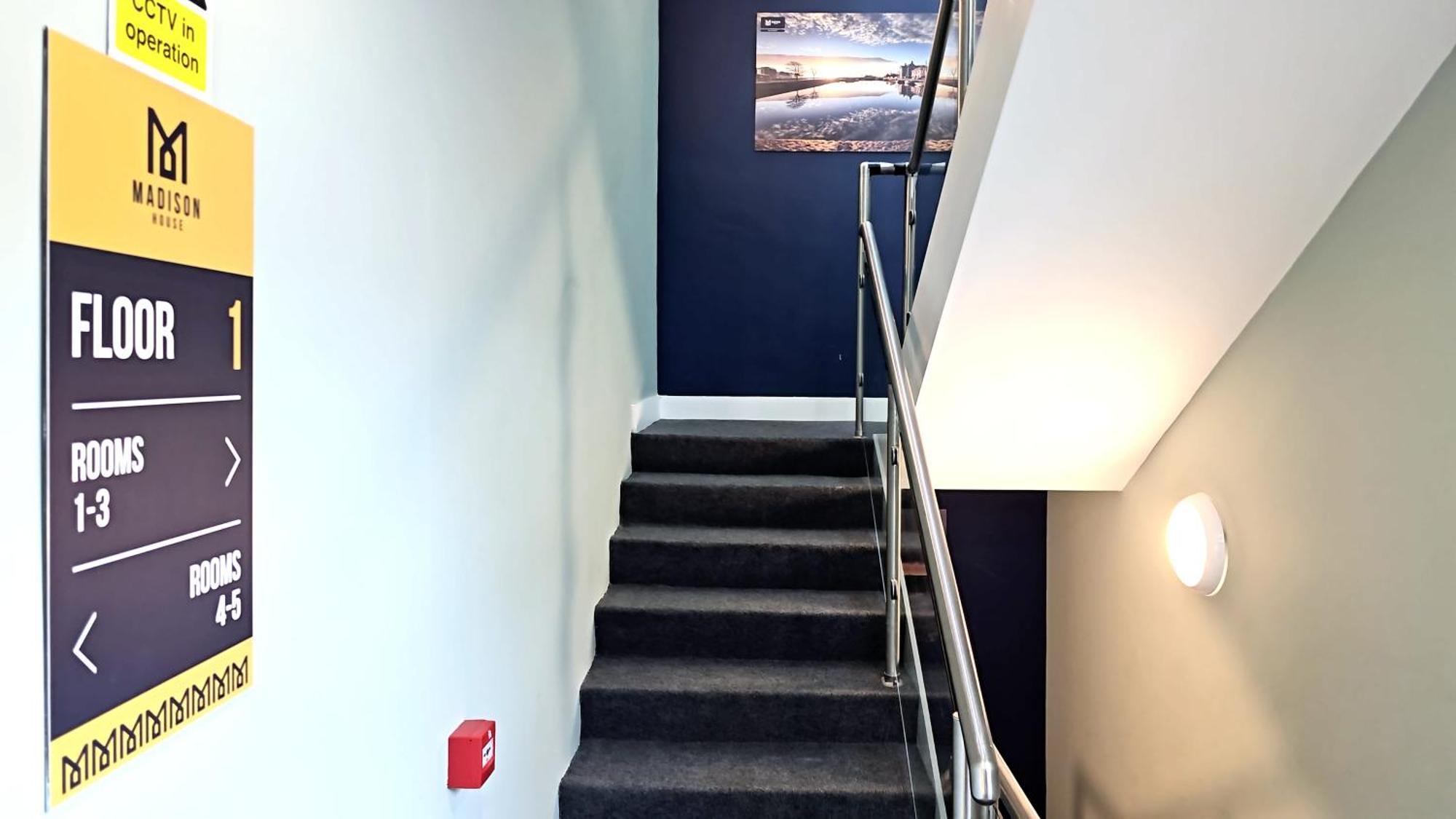 Aparthotel Madison House *