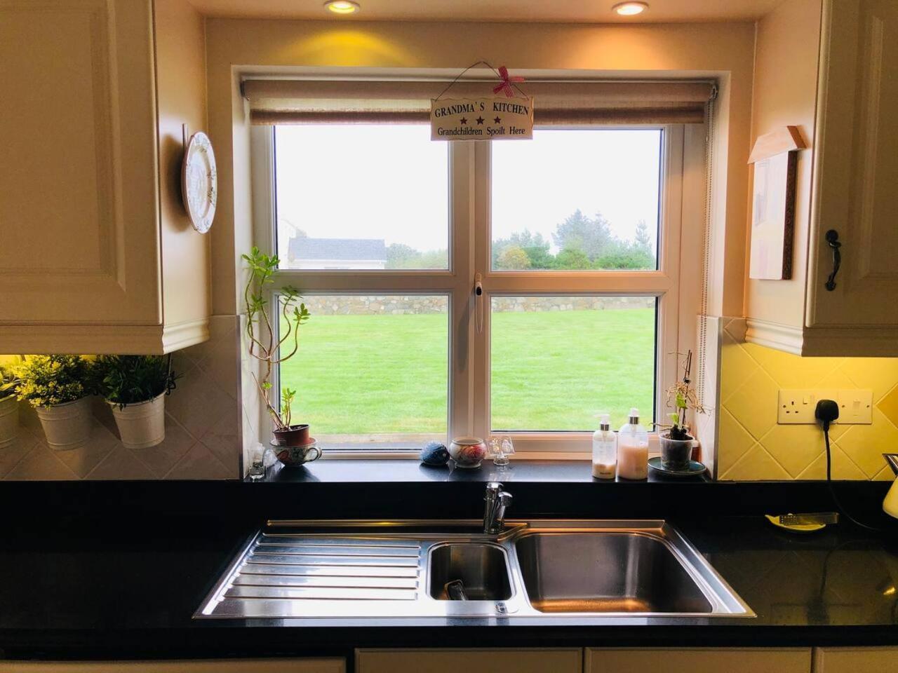 Holiday home Connemara. 3 Bedroom, 8 Bed,