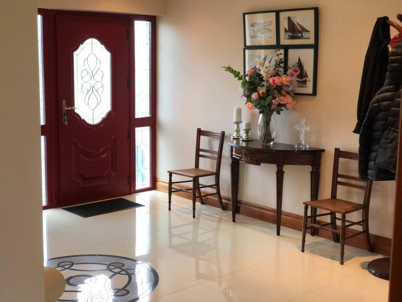 Connemara. 3 Bedroom, 8 Bed, Galway