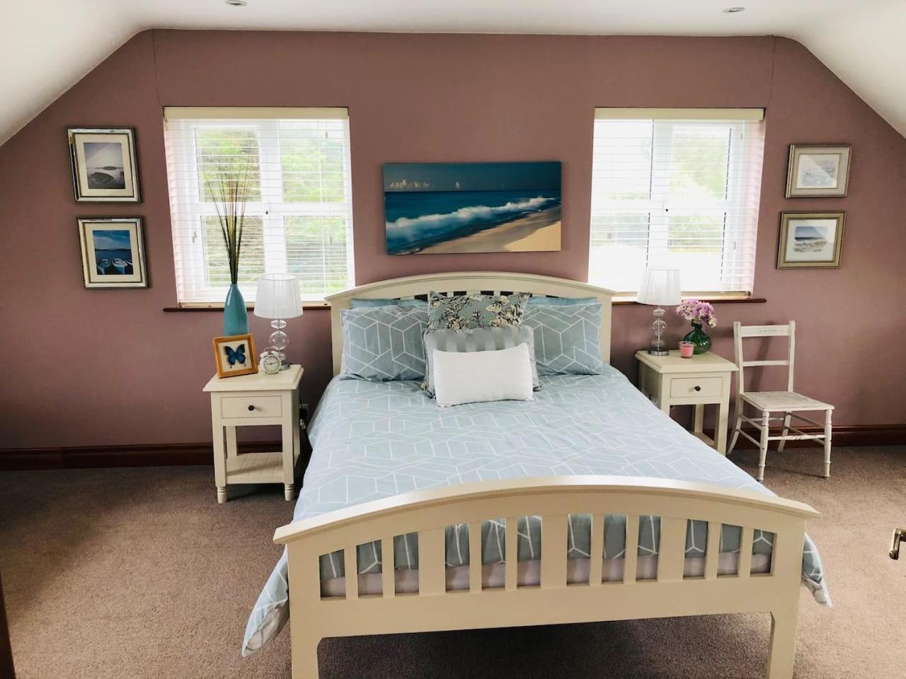 Connemara. 3 Bedroom, 8 Bed, Holiday home Galway