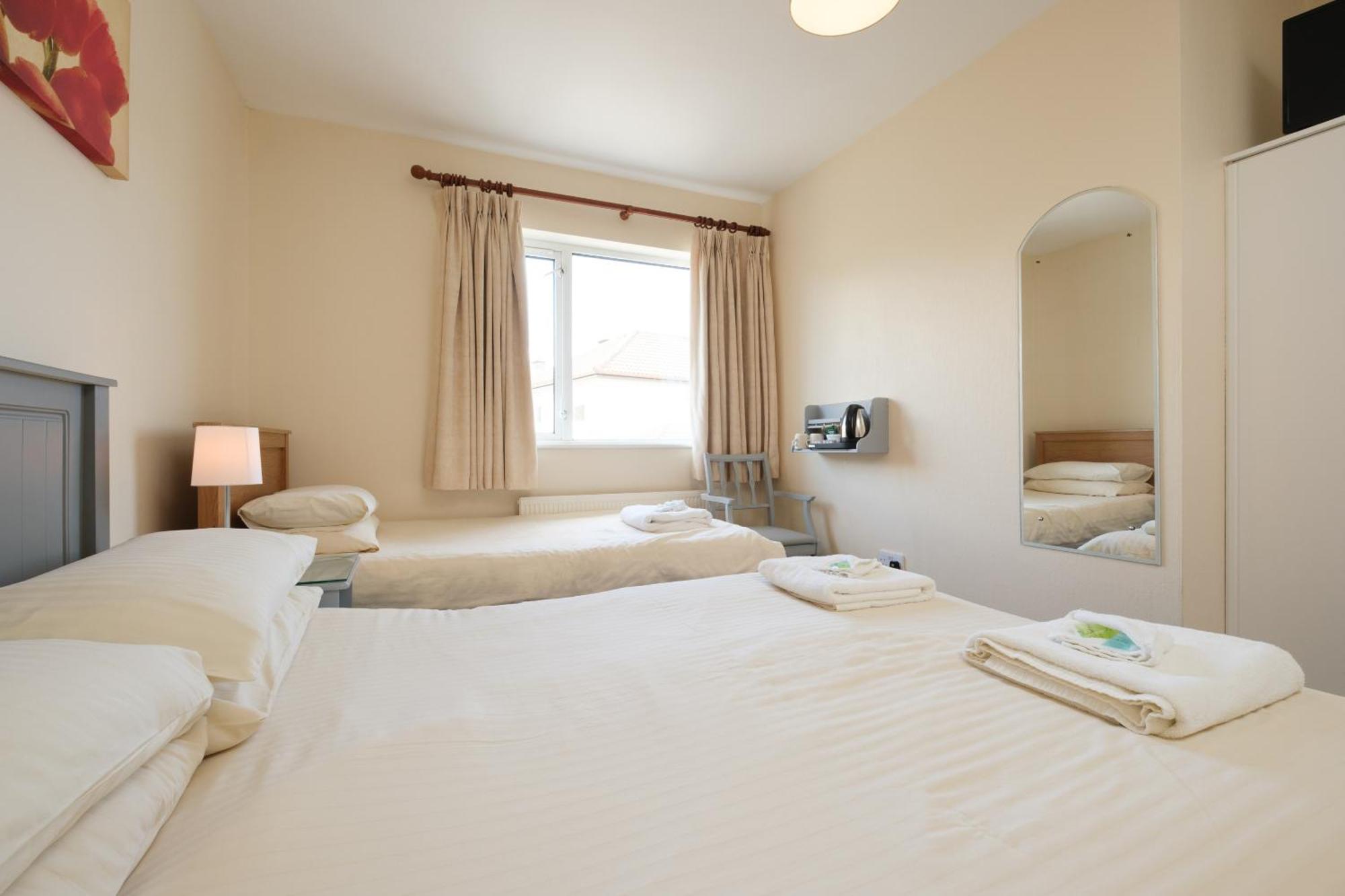 Four Seasons 3* Galway