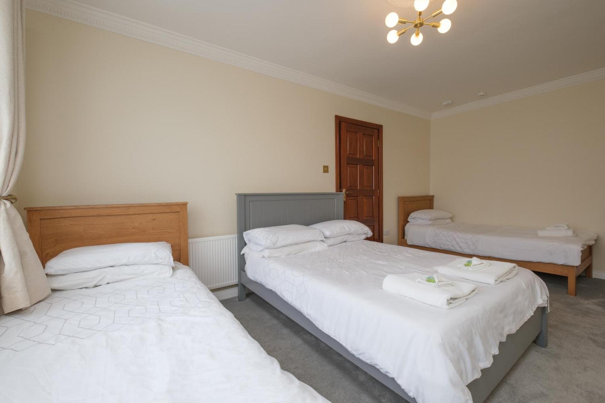 Four Seasons Bed & Breakfast 3*